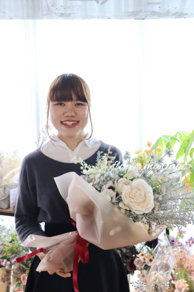 卒業式に贈る手作りの花束アレンジ1日で完成 アーティフィシャルフラワー教室 大阪 アーティフィシャルフラワー教室