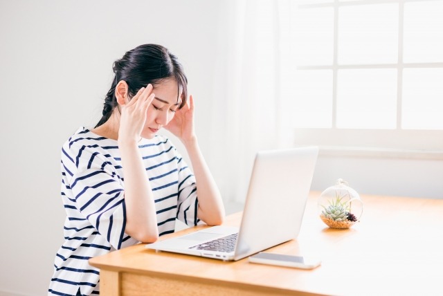 お花の教室選びで後悔する女性