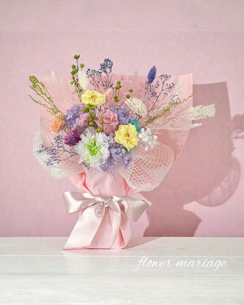 プリザーブドフラワーの花束